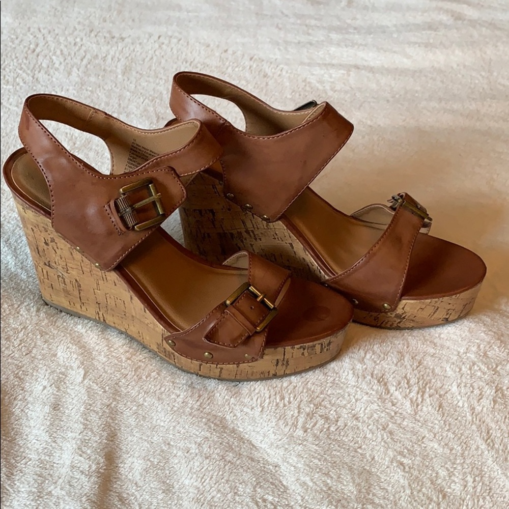 3 for $10 - Brown Wedges